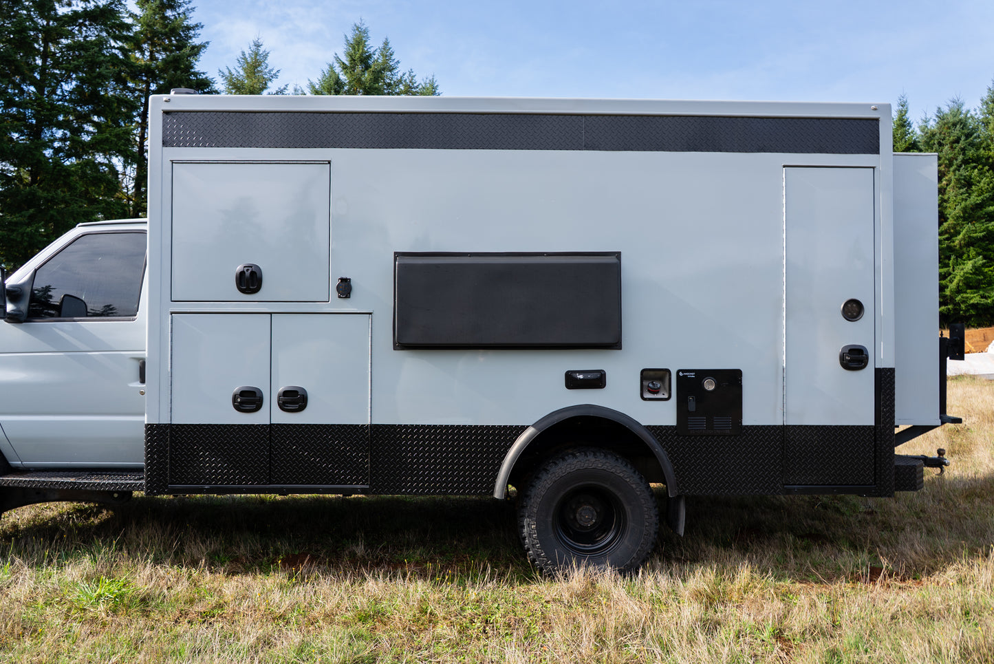 Universal Van Flares